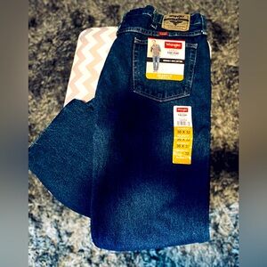 New Wrangler men’s jeans 36x32